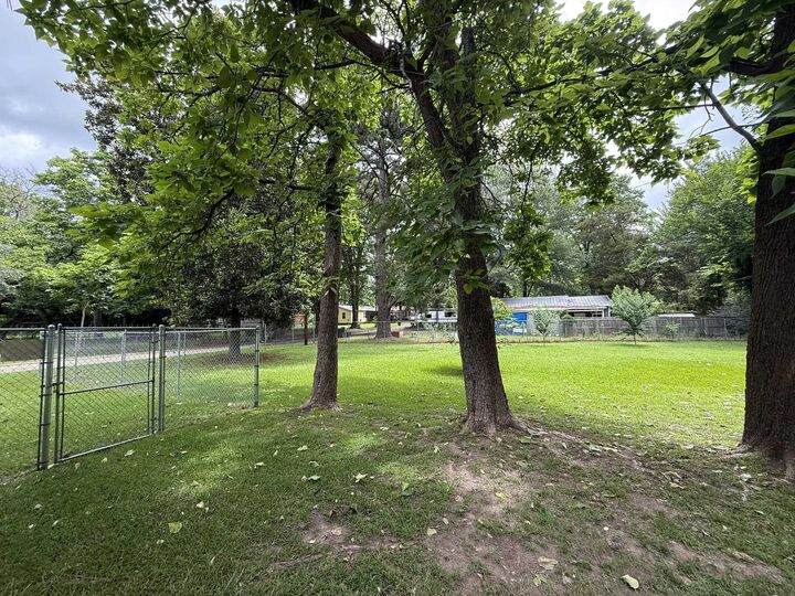 Property Photo:  405 Capitol  TX 75644 