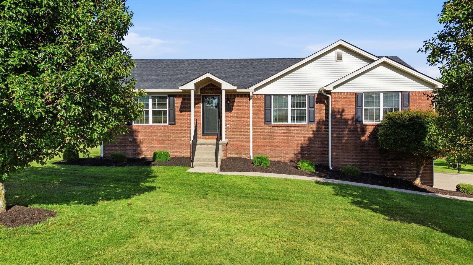 Property Photo: 790 Boone Trail Road KY 40475