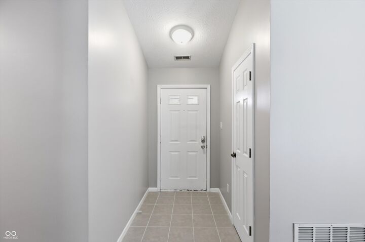 Property Photo: 546 E Pine Ridge Drive IN 46074