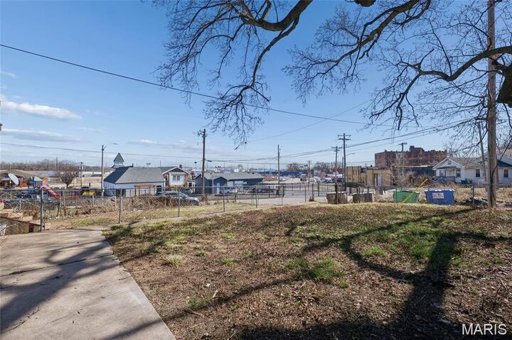 Property Photo:  816 McLaran Avenue  MO 63147 