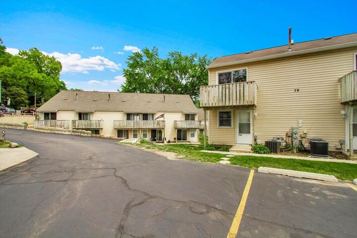 Property Photo: 79 Maude Avenue IL 60020