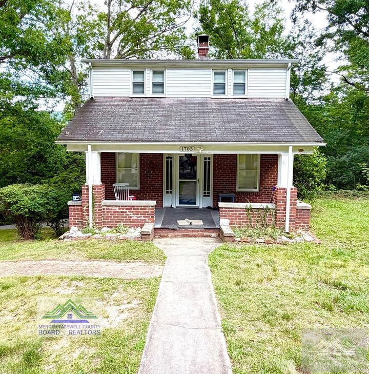 Property Photo: 1703 Augusta St. Extension WV 24701