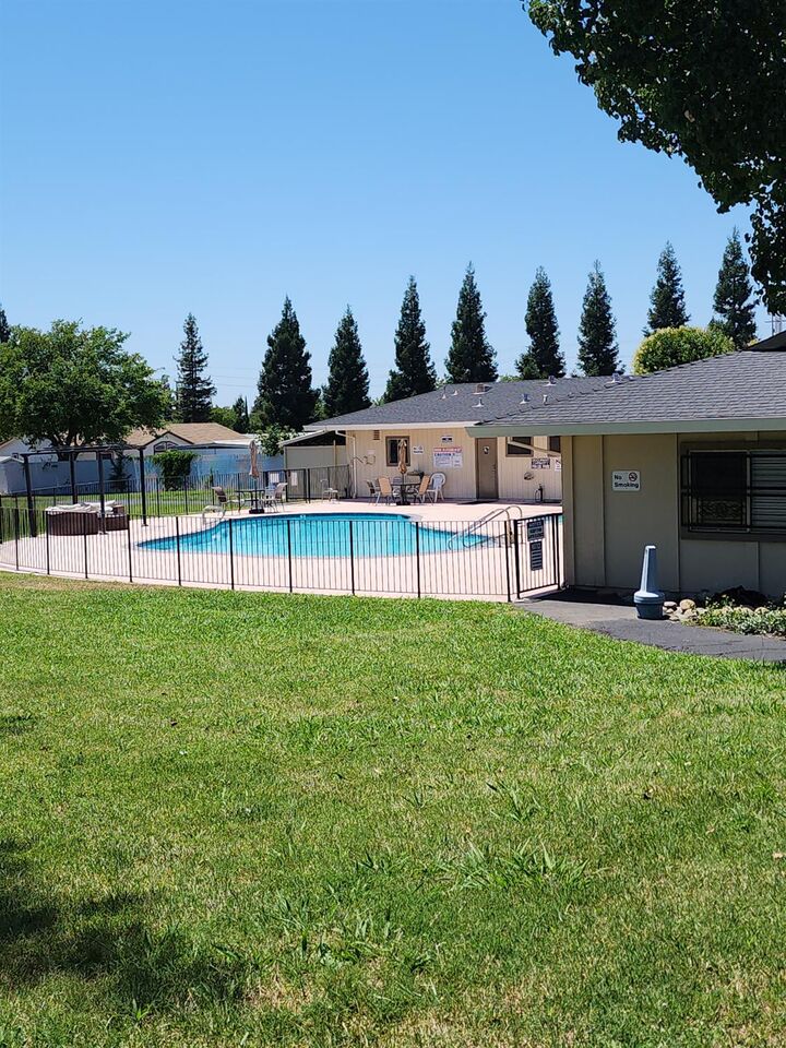 Property Photo:  6240 W Stagecoach Drive  CA 95682 