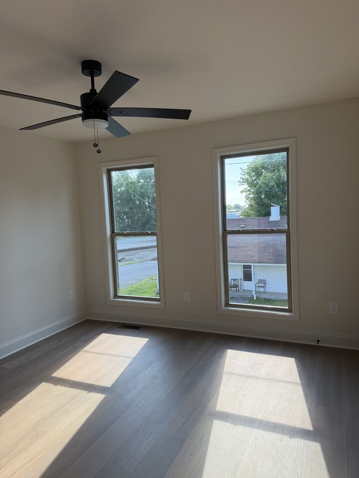 Property Photo: 1001 Cheatham St 192 TN 37172