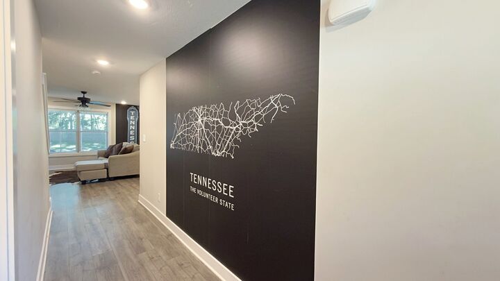 Property Photo:  414B Oak St  TN 37042 