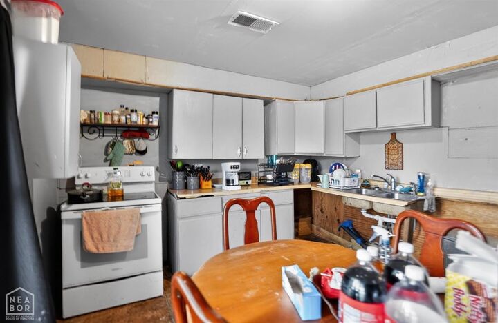 Property Photo: 542 W Main Street AR 72472