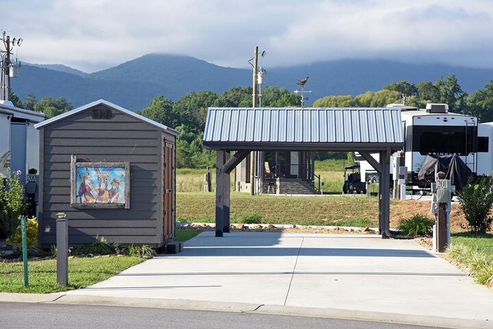 Property Photo:  477 Mountain Creek Road  GA 30512 