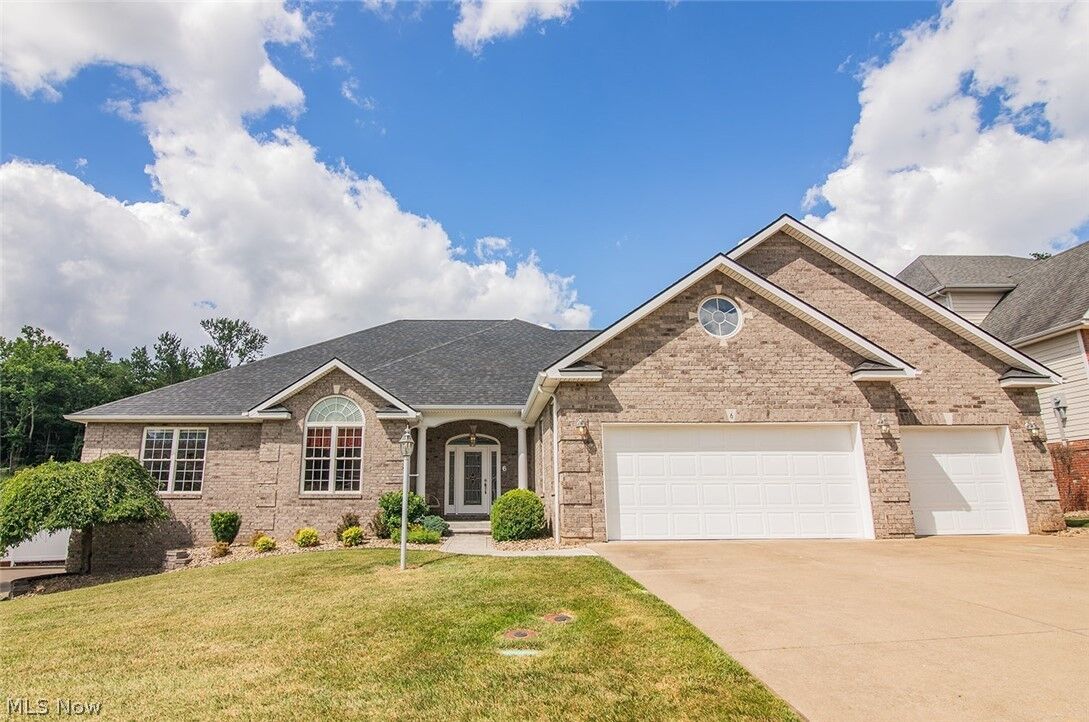Property Photo:  6 Wyndemere Court  WV 26105 