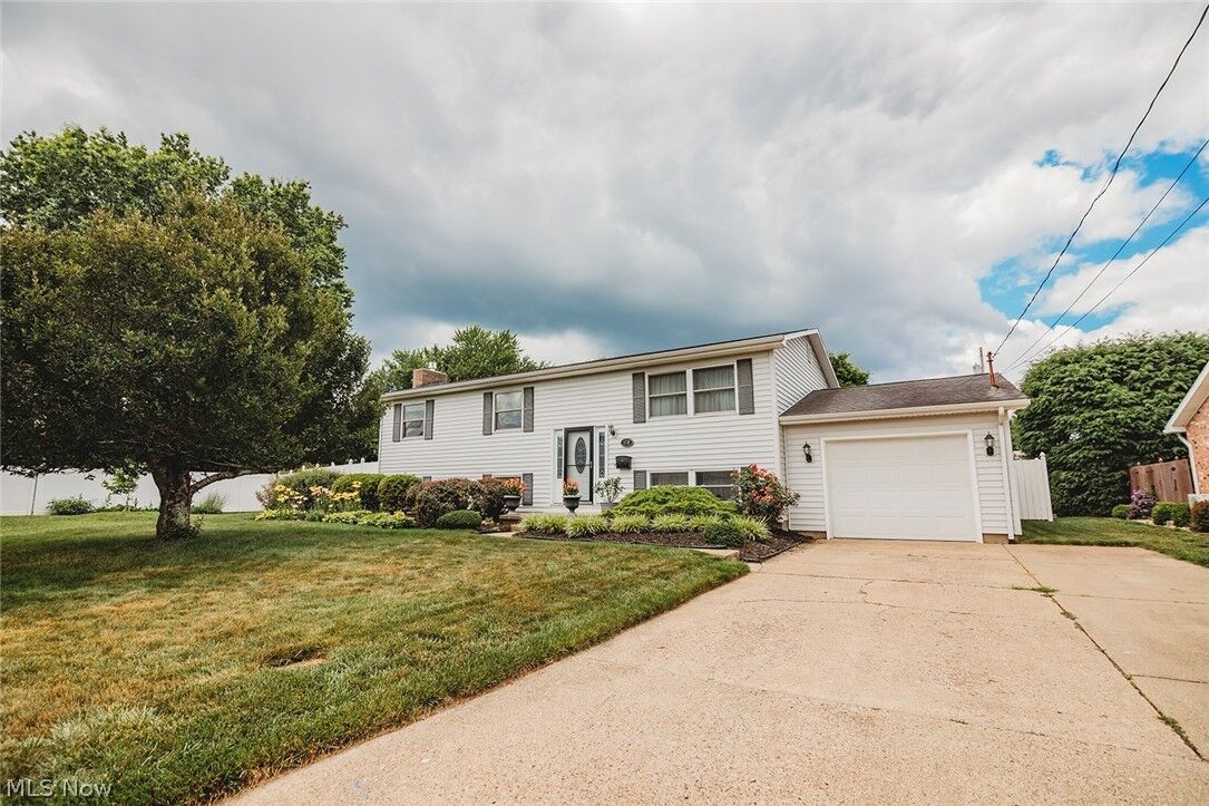 Property Photo: 119 Sherwood Drive WV 26187