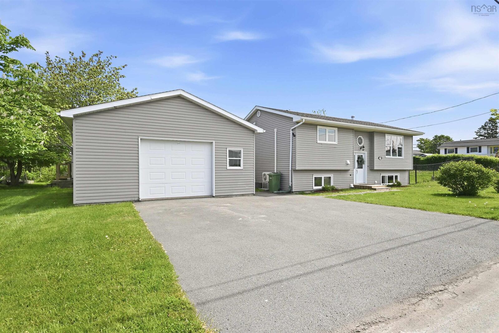 Property Photo: 138 Rosewood Lane NS B3G 1B2