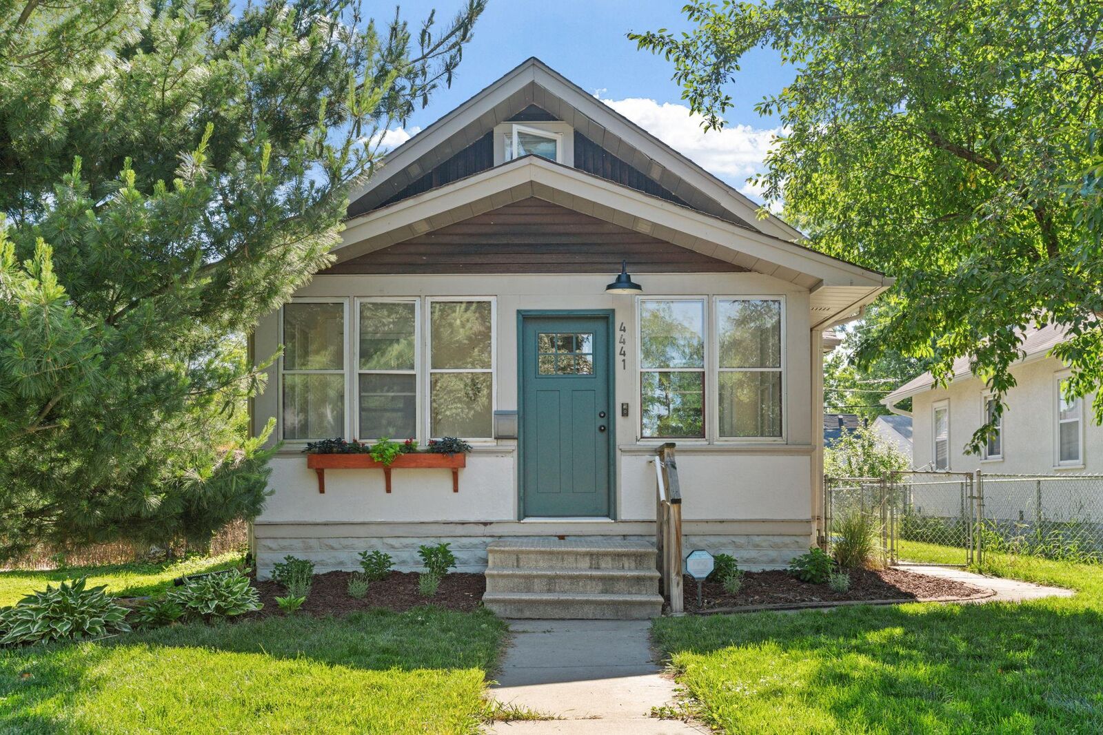 Property Photo:  4441 42nd Avenue S  MN 55406 