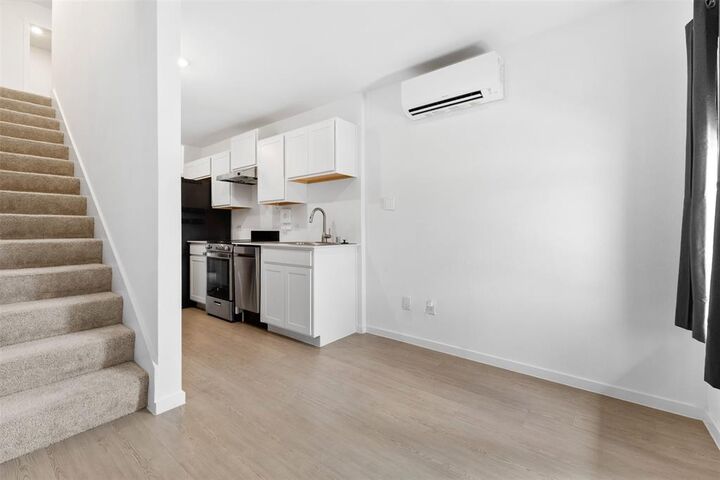 Property Photo:  1008 Robin Hill Lane  TX 75407 