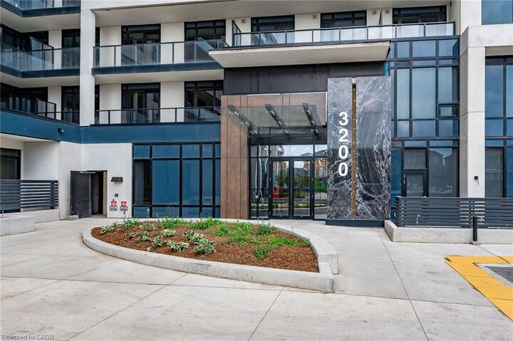 Property Photo: 3200 William Coltson Avenue 326 ON L6H 7X9