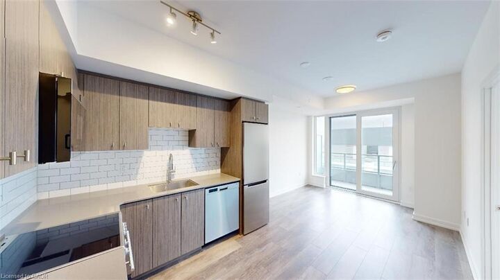 Property Photo: 15 Wellington Street S 2101 ON N2G 0E4