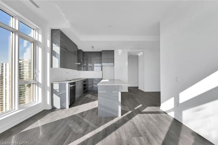 Property Photo:  55 Duke Street 2508  ON N2H 0C9 