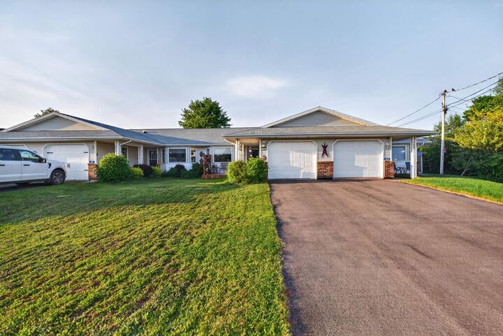 110 Stafford Estates — photo 1
