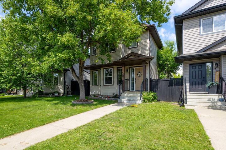 Property Photo: 134 Rattlepan Creek Crescent AB T9K 2V3