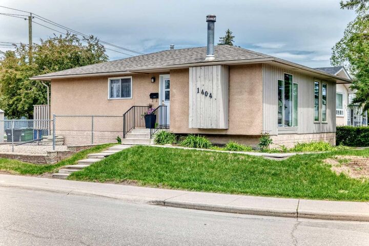 Property Photo: 1404 Marlyn Way NE AB T2A 3K1