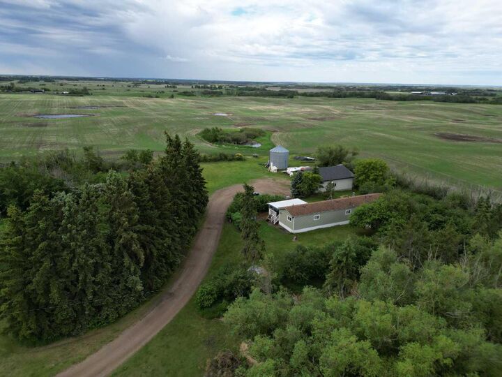 Property Photo: 38374 56 Highway AB T0C 2L0