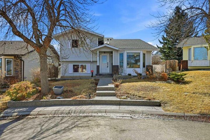 119 Macewan Meadow Way NW — photo 1