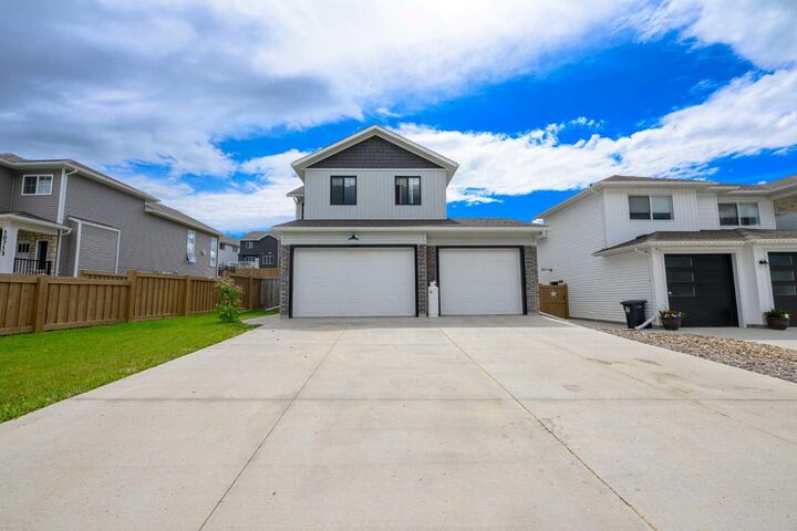 Property Photo: 10717 150 Avenue AB T8X 0S3