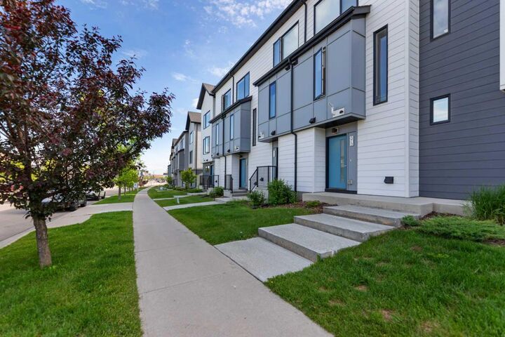 Property Photo: 573 Evanston Link NW AB T3P 1S2