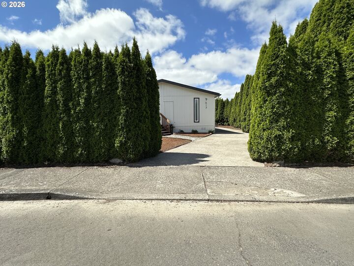 Property Photo: 7617 NE 54th St WA 98662