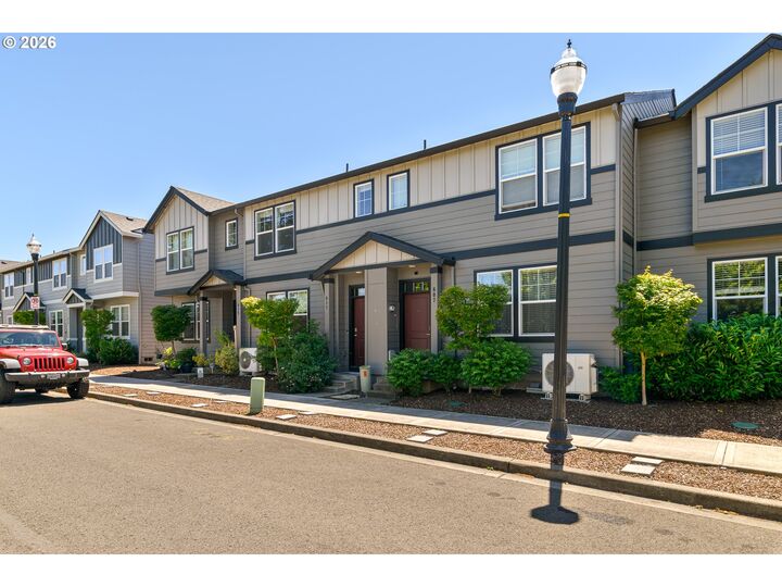 Property Photo: 611 NE 72nd St WA 98665