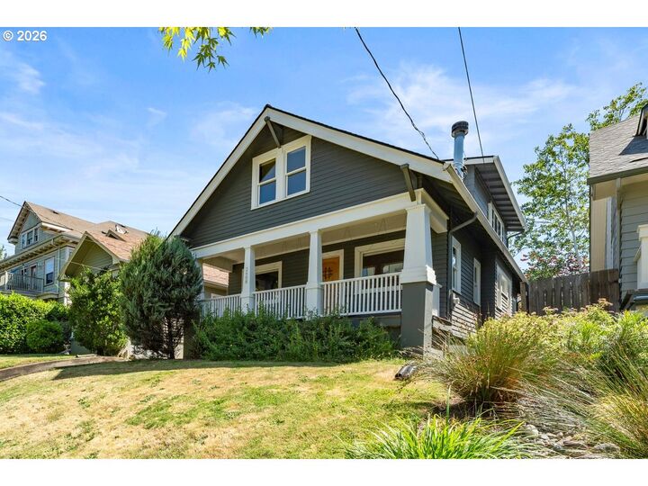Property Photo: 2608 NE 7th Ave OR 97212