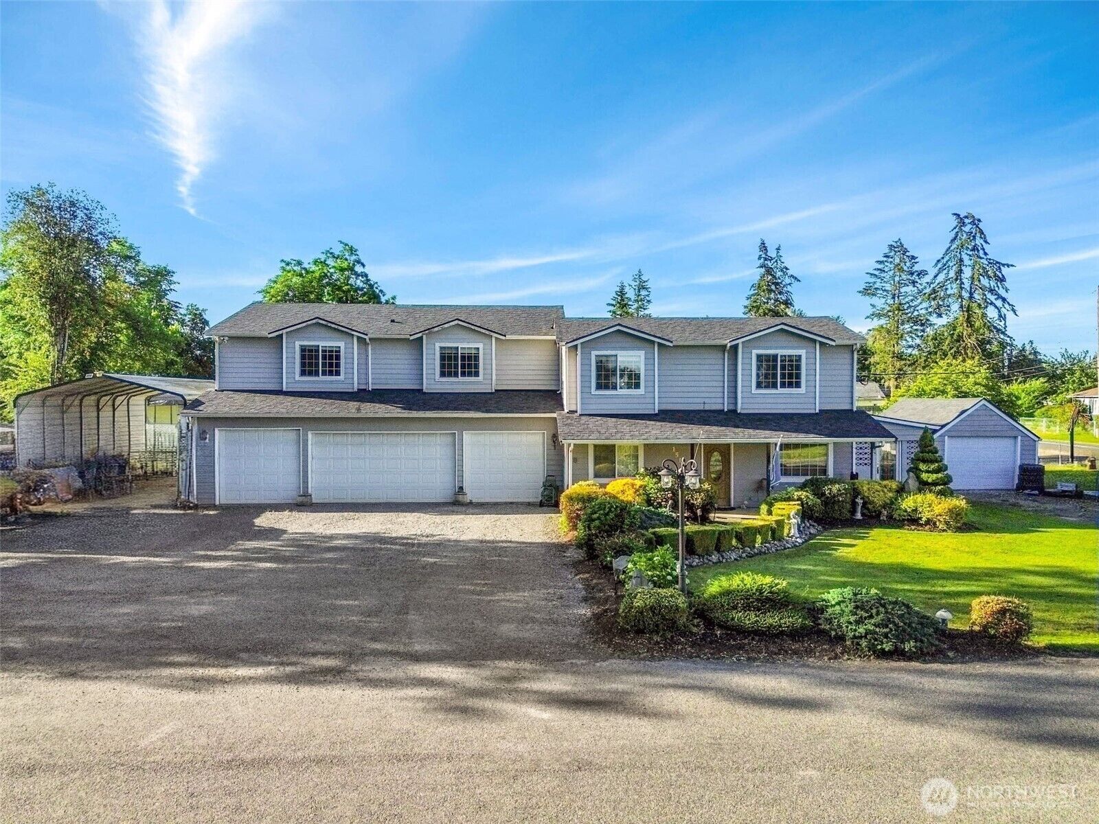 Property Photo:  1519  95th Street E  WA 98445 