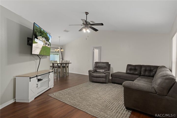 Property Photo: 1014 Stetson Terrace FL 34450