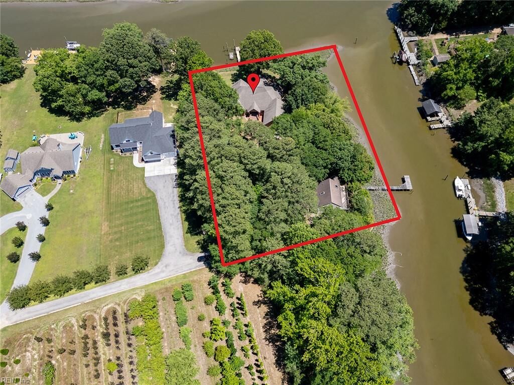 Property Photo: 5286 Bennetts Pasture Rd VA 23435