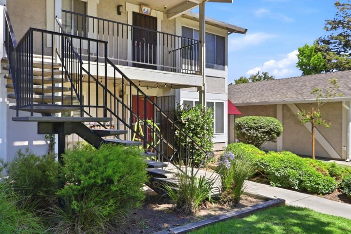 Property Photo: 30 Muirfield Court CA 95116