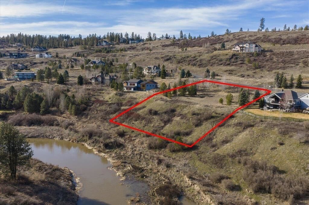 Property Photo: 11511 S Fairway Ridge Ln WA 99224