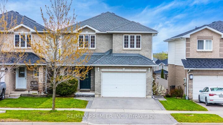 Property Photo: 435 Simcoe Street ON L3Z 3C4