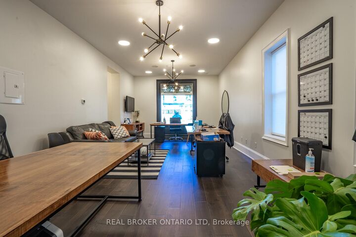 Property Photo: 463 King Street ON N6B 1S8