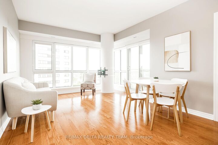Property Photo:  70 Landry Street 1207  ON K1L 0A8 