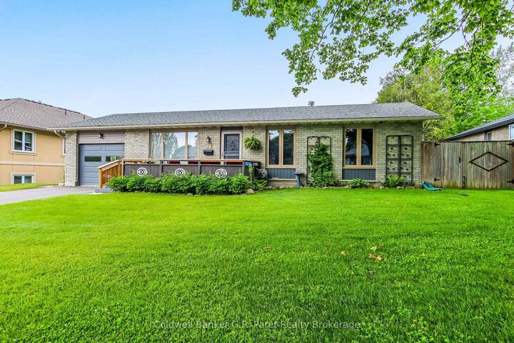 Property Photo: 27 Woodcock Drive ON N4G 4M3