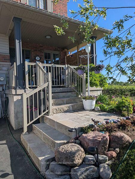 Property Photo: 31 Paul Rexe Boulevard E ON K9J 0G4