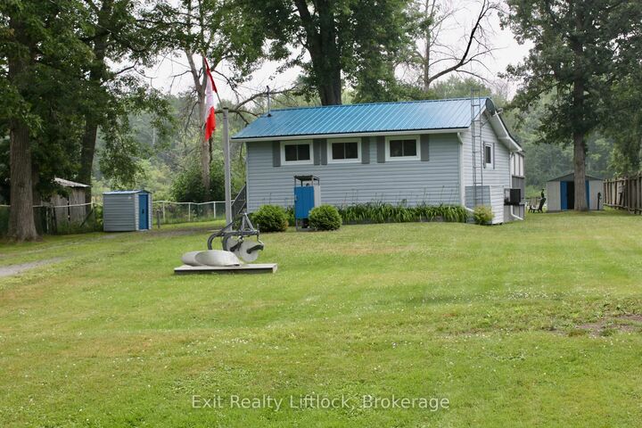 Property Photo: 77 River Road W ON K0L 1L0
