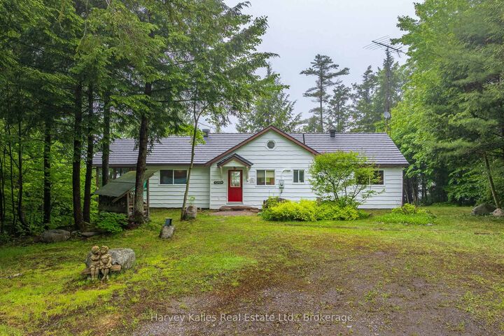 Property Photo: 7 Baby Lake Road ON P2A 2W8