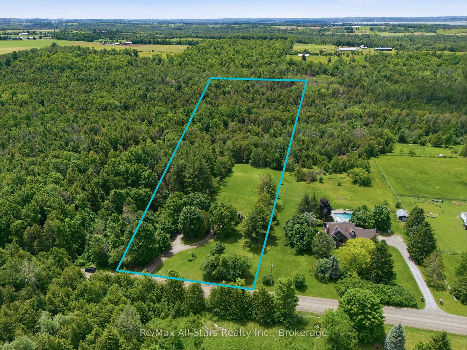 Property Photo: 18050 Nesbitt Line ON L0B 1L0