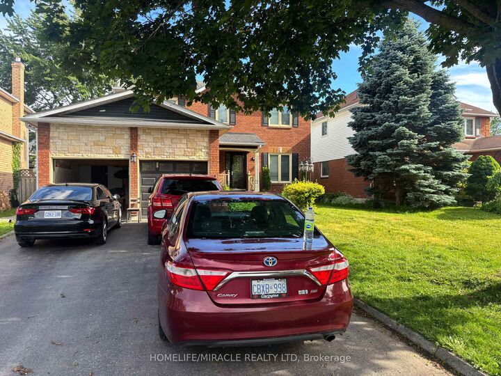 Property Photo: 57 Rutherford Drive ON L1B 1G6