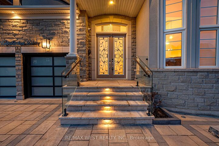 Property Photo: 9 Interlacken Drive ON L6X 0Y1