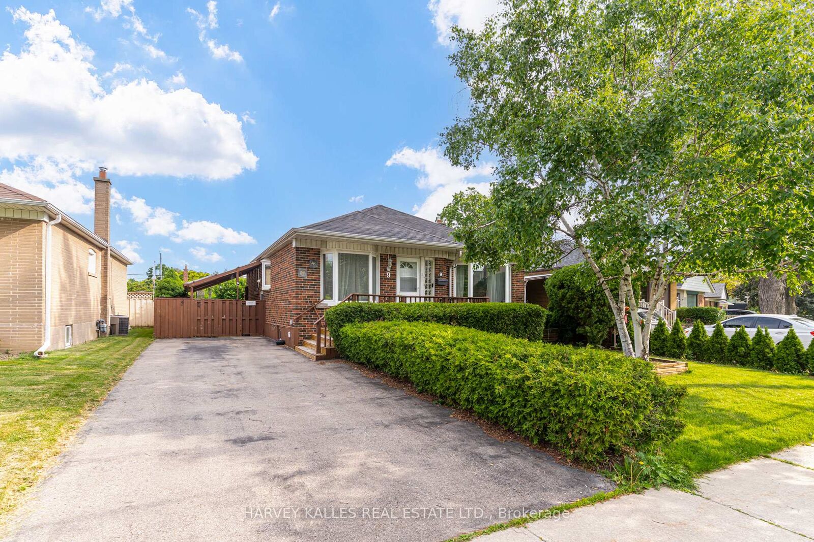 Property Photo: 9 Sealcove Drive ON M9C 2C3