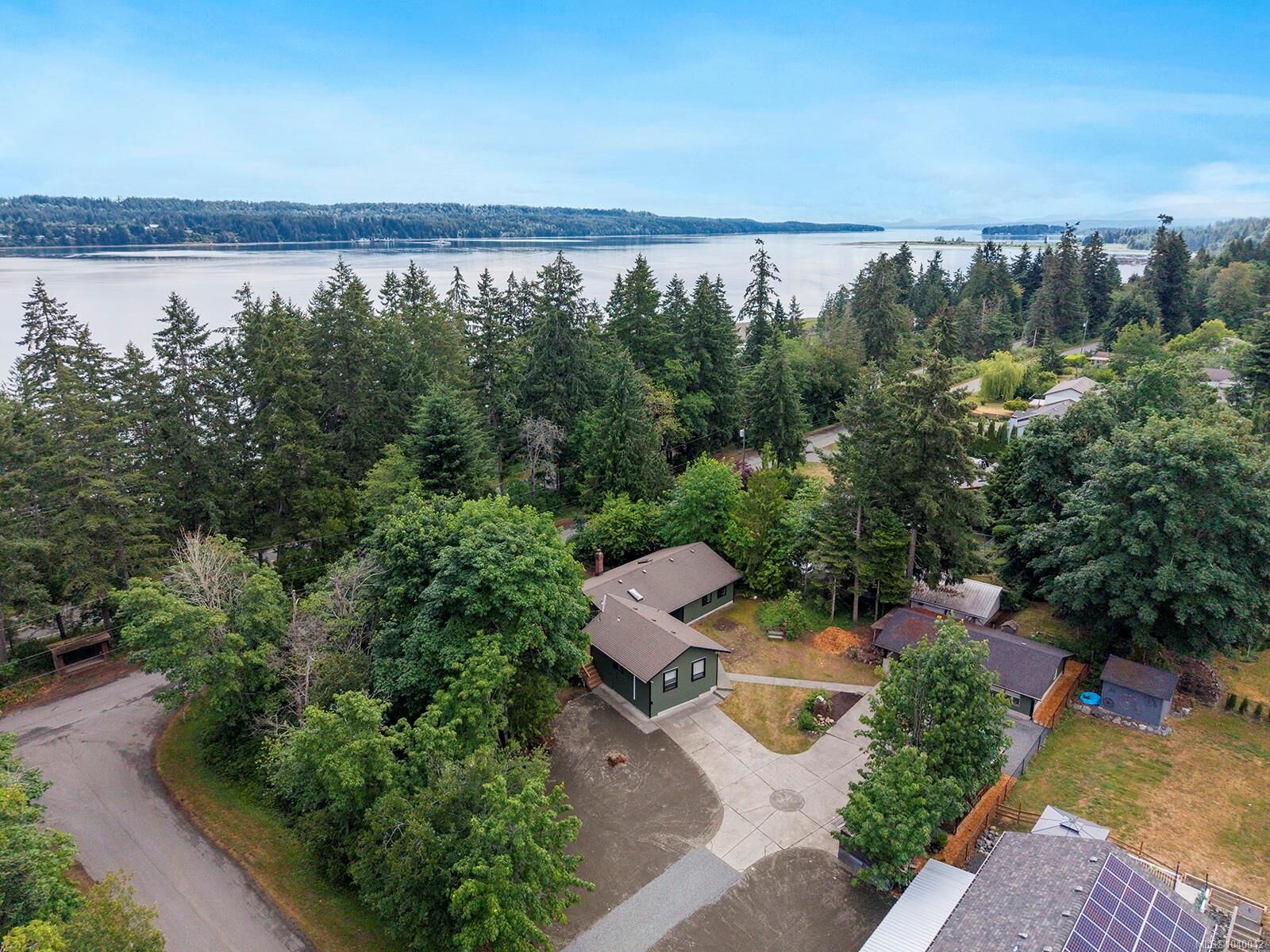 Property Photo: 6585 Walker Frontage Rd BC V0R 1W0