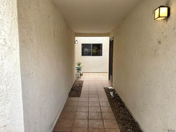 Property Photo: 12172 E Via Loma Vista #13 AZ 85367