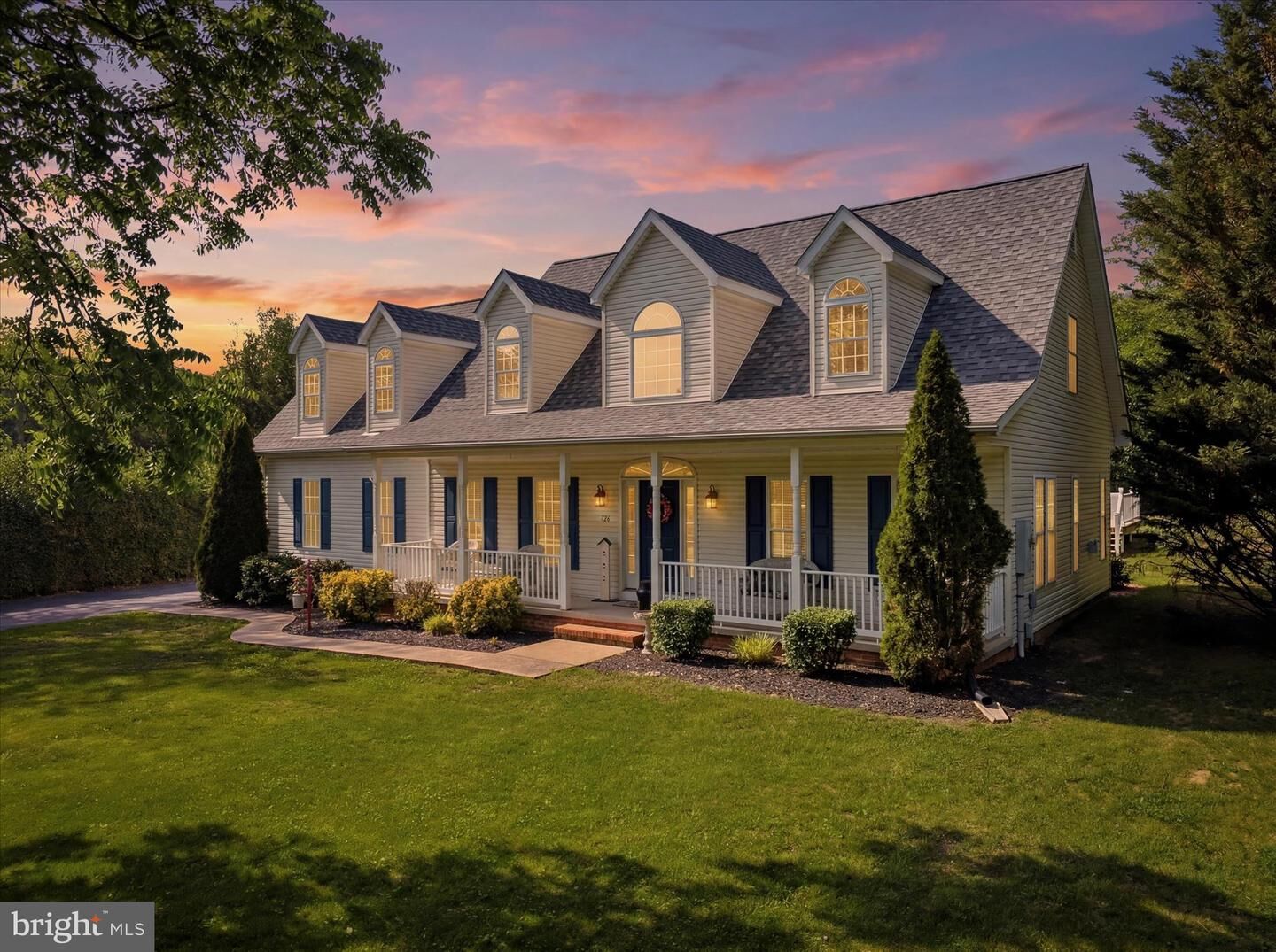 Property Photo: 726 Doe Run Road WV 25428