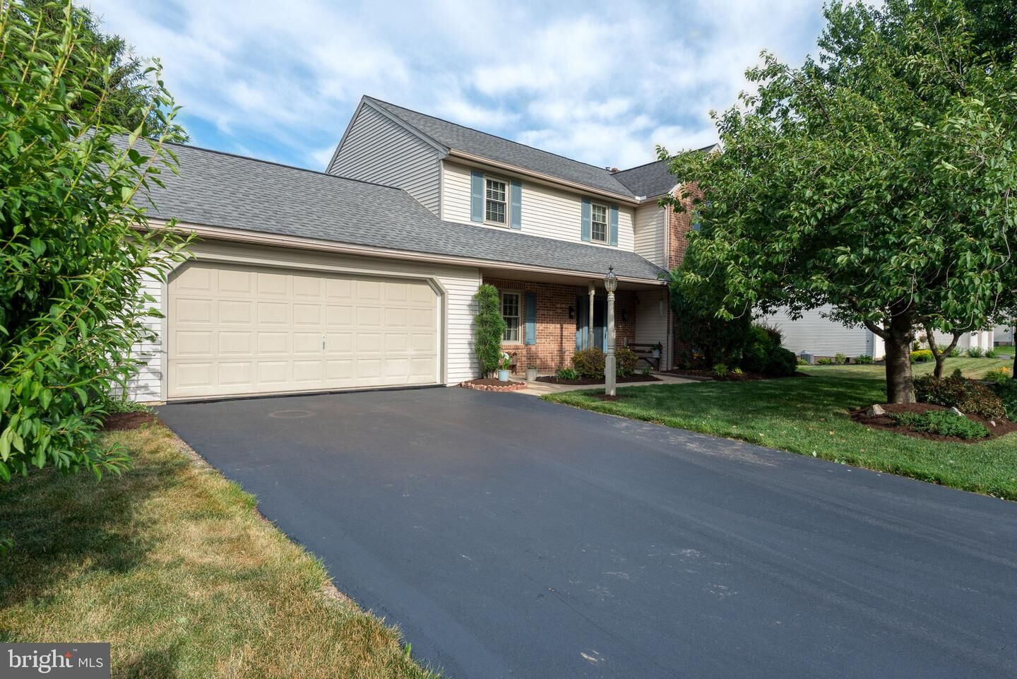 Property Photo:  13 Diane Avenue  PA 17543 