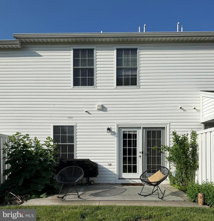 Property Photo:  102 Partridge Circle  PA 17013 